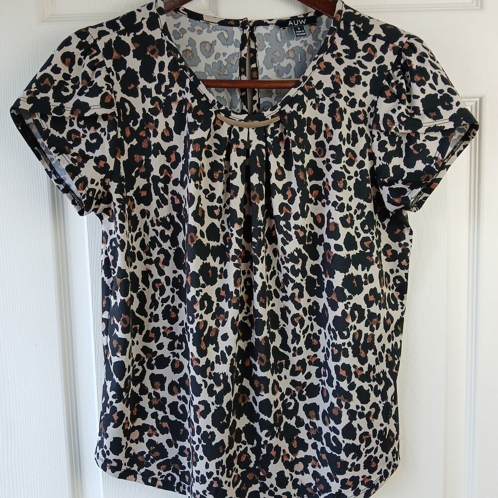 AUW Leopard Print Blouse Small short tulip sleeves ruched keyhole office tunic